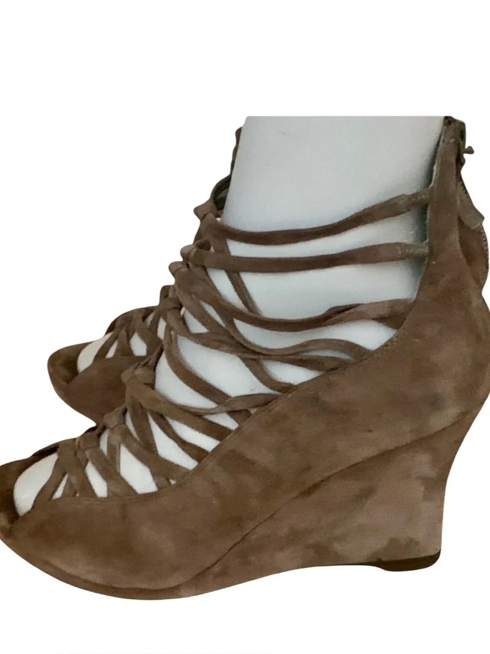 B. MAKOWSKY Bfamie Suede Strappy Wedge Sandals Zip Up Taupe with Box Size 10